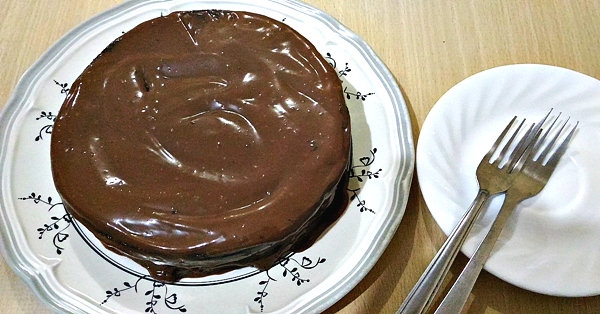 SugarBlend No Bake Chocolate Cake