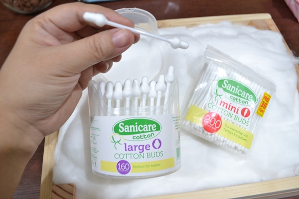 Sanicare large cotton buds is one of the favorites of the moms in Sanicare's newest baby cleaning care line.