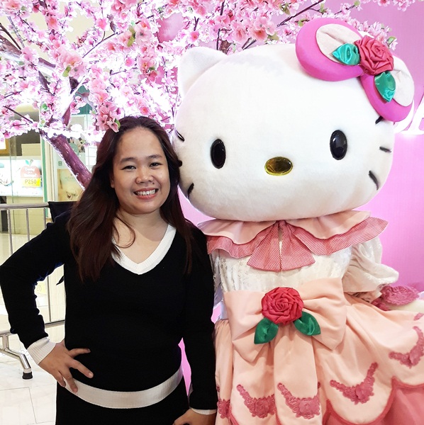 With Hello Kitty herself!