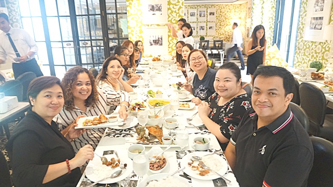 with team bridges pr and the rest of the bloggers at Romulo's in Tomas Morato