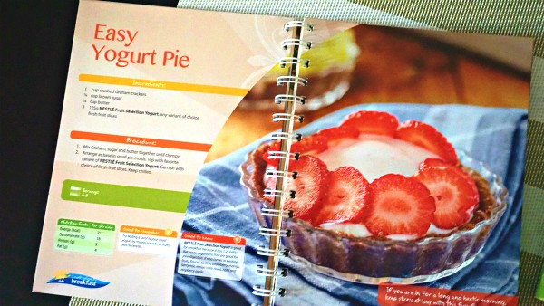 The recipe book contains recipes for breakfast, dessert for breakfast :-) or sweet treats like this one - Easy Yogurt Pie