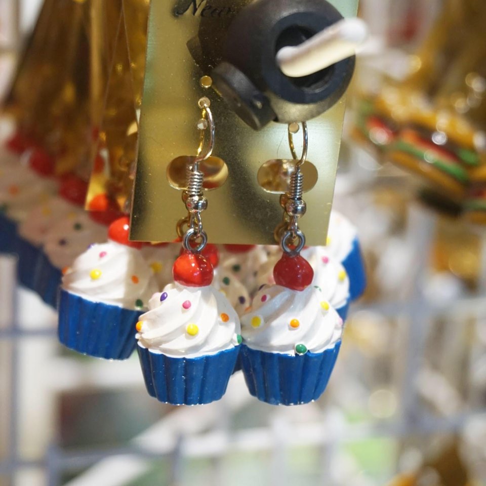 one of my favorites - cupcake earrings!