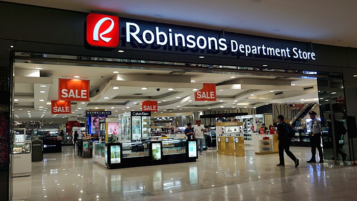 Robinsons Department Store just across Tiger Sugar