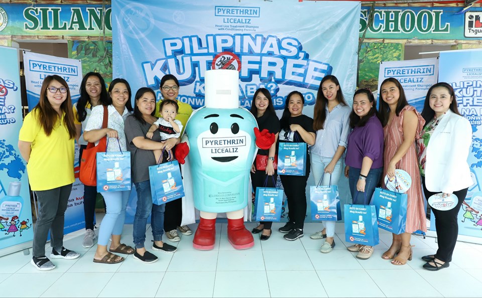 Members of Mommy Bloggers Philippines NCR joined the Kilusang Kontra Kuto Year 4 in Silangan Elementary School together with Lamoiyan Corporation Marketing Director Ruby Rose Cavestany, Licealiz Assistant Brand Manager Cristina Martinez, and Dr. Ria Valdez. 