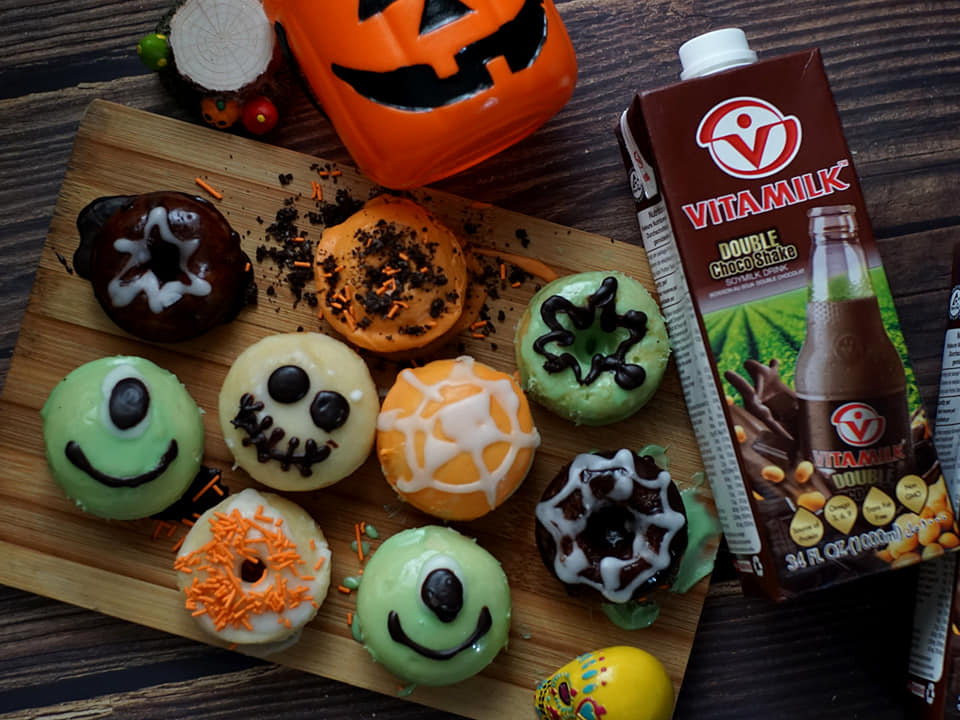 Recipe - Mini Halloween Donuts